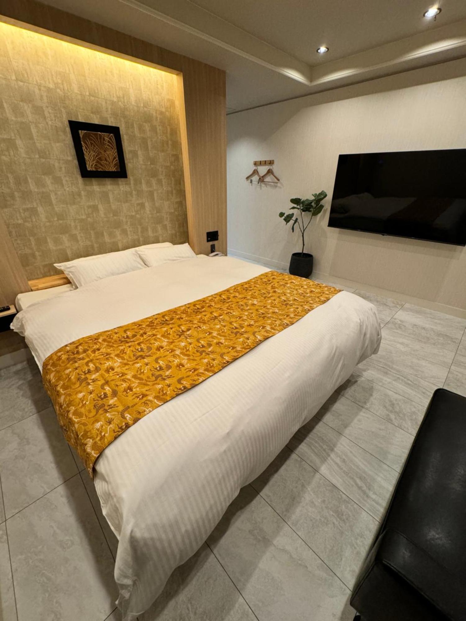Hotel Be-Zen Shimanouchi Осака Экстерьер фото