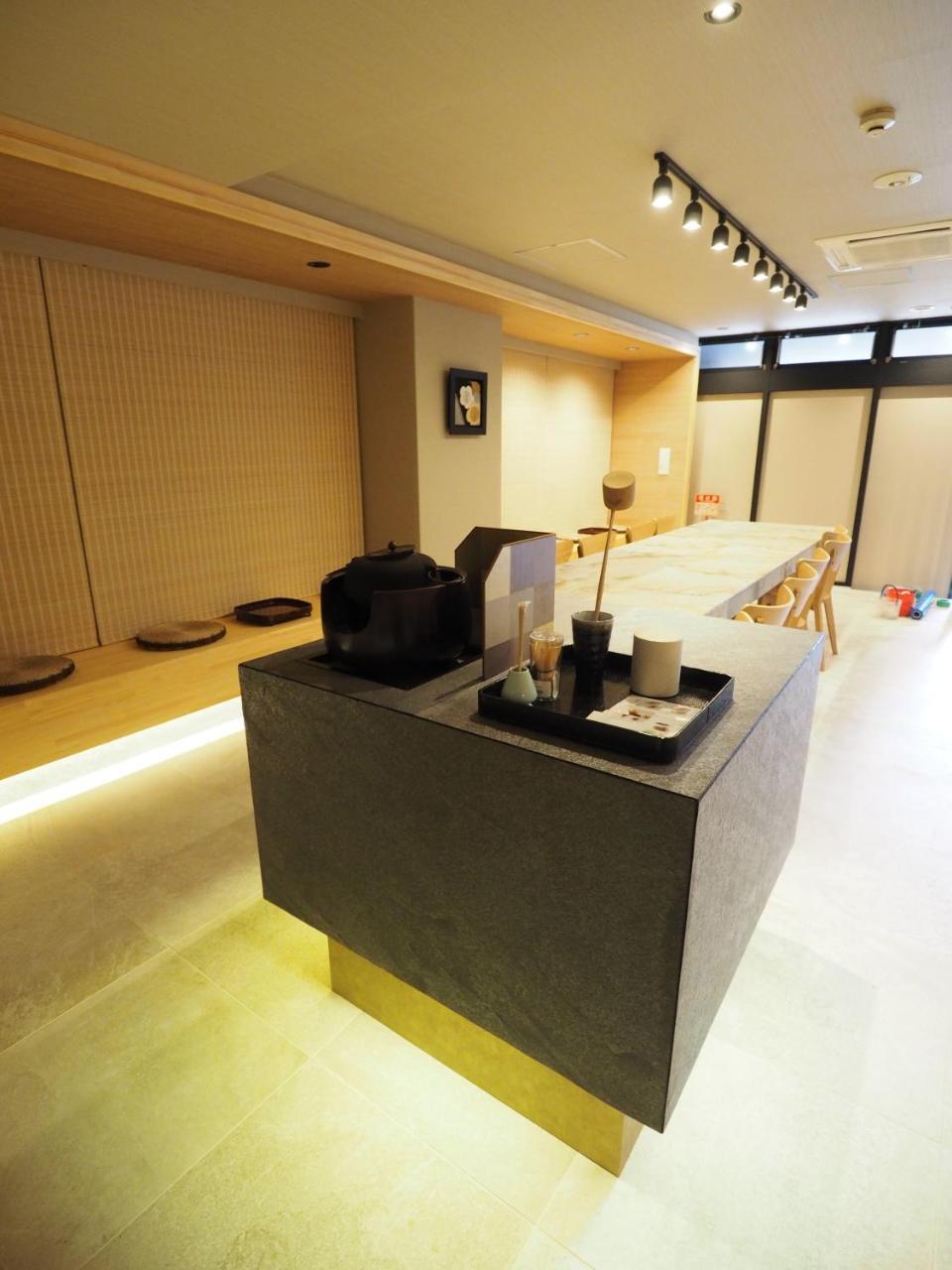 Hotel Be-Zen Shimanouchi Осака Экстерьер фото